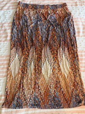 LANE BRYANT size 22/4 40" Long SKIRT